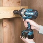 Makita DTW1002RTJ akumuliatorinis smūginis veržliasukis