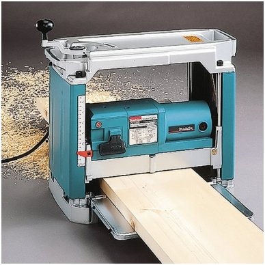 Makita 2012NB Obliavimo staklės 1