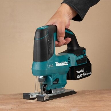 Makita DJV184RF1J Akumuliatorinis siaurapjūklis (18V 1x3Ah + kroviklis) 1