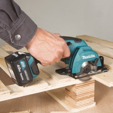 Makita HS301DSMJ Akumuliatorinis diskinis pjūklas (12V MAX, 2x 4,0 Ah Li-ion) 1