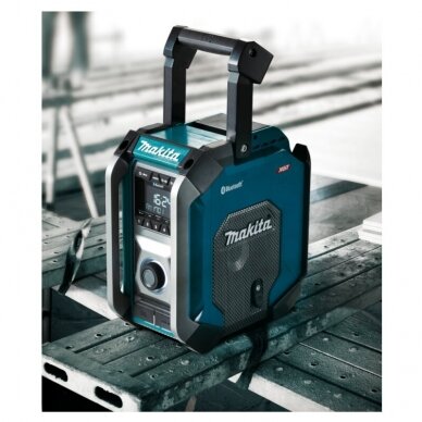 Makita MR006GZ Radijas su Bluetooth funkcija (XGT, LXT, CXT, 220V, Be akumuliatorių ir kroviklio) 1